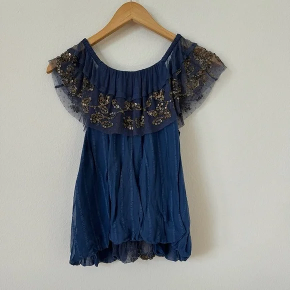 Free People Elisas Off the Shoulder Gold Sequin Blue Top XS SAMPLE - Picture 4 of 15